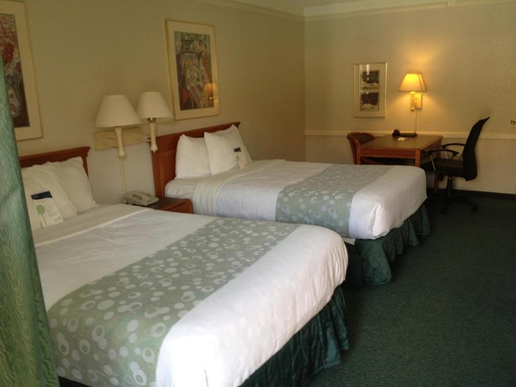 Baymont By Wyndham Tulsa Broken Arrow Motel Екстериор снимка