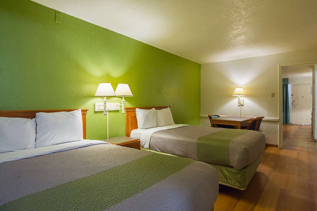 Baymont By Wyndham Tulsa Broken Arrow Motel Стая снимка