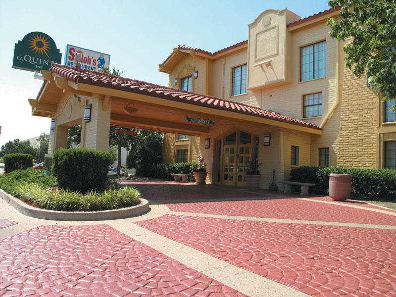 Baymont By Wyndham Tulsa Broken Arrow Motel Екстериор снимка