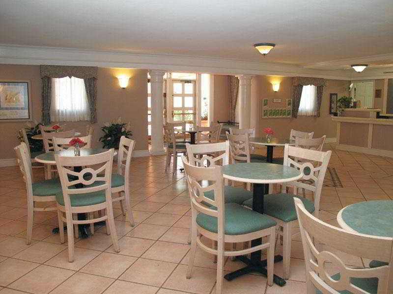 Baymont By Wyndham Tulsa Broken Arrow Motel Екстериор снимка