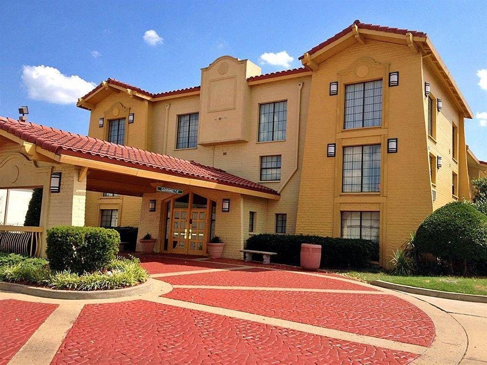 Baymont By Wyndham Tulsa Broken Arrow Motel Екстериор снимка