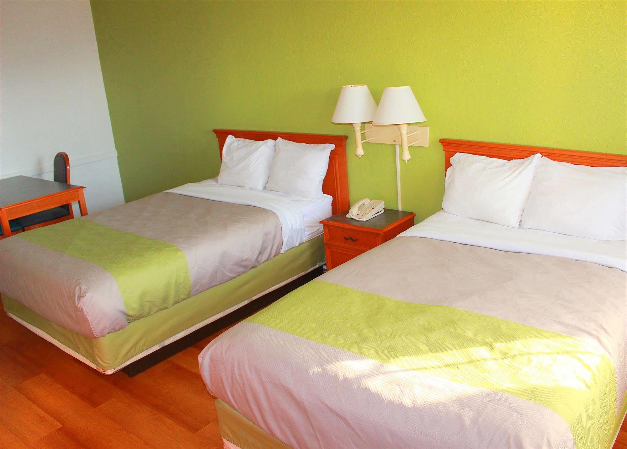 Baymont By Wyndham Tulsa Broken Arrow Motel Екстериор снимка