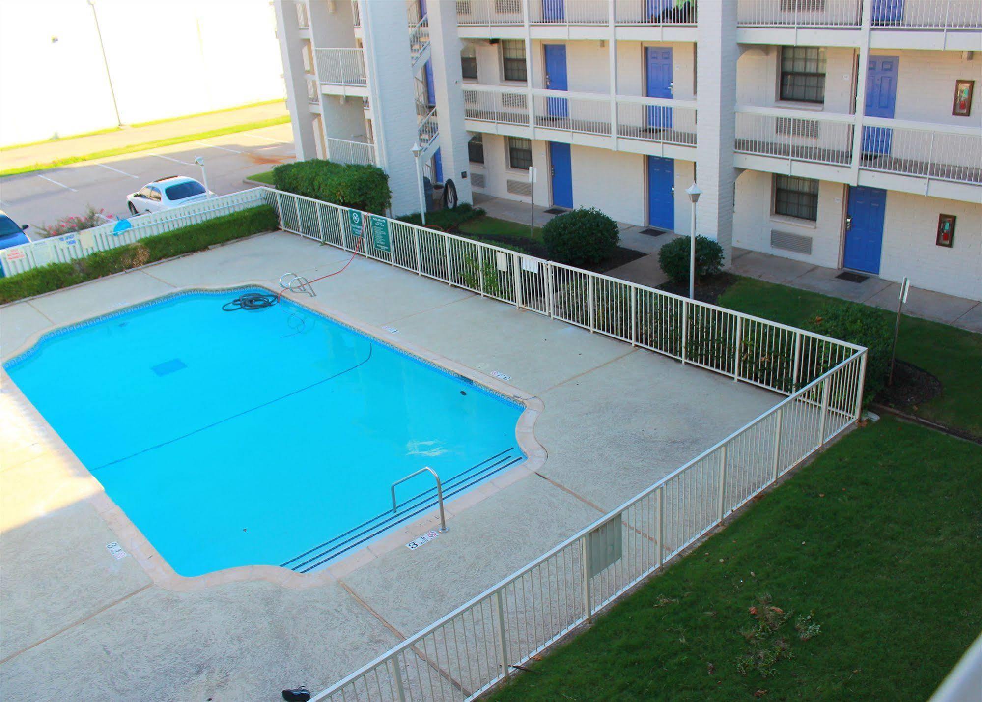 Baymont By Wyndham Tulsa Broken Arrow Motel Екстериор снимка
